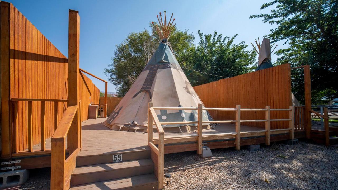 Ok Rv Park Glamping Tipi Ok56 Hotel Moab Exterior foto