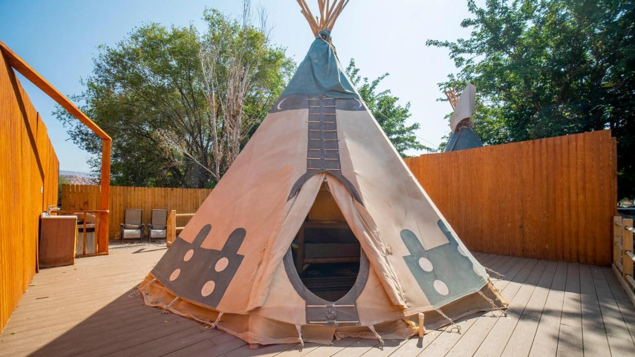 Ok Rv Park Glamping Tipi Ok56 Hotel Moab Exterior foto